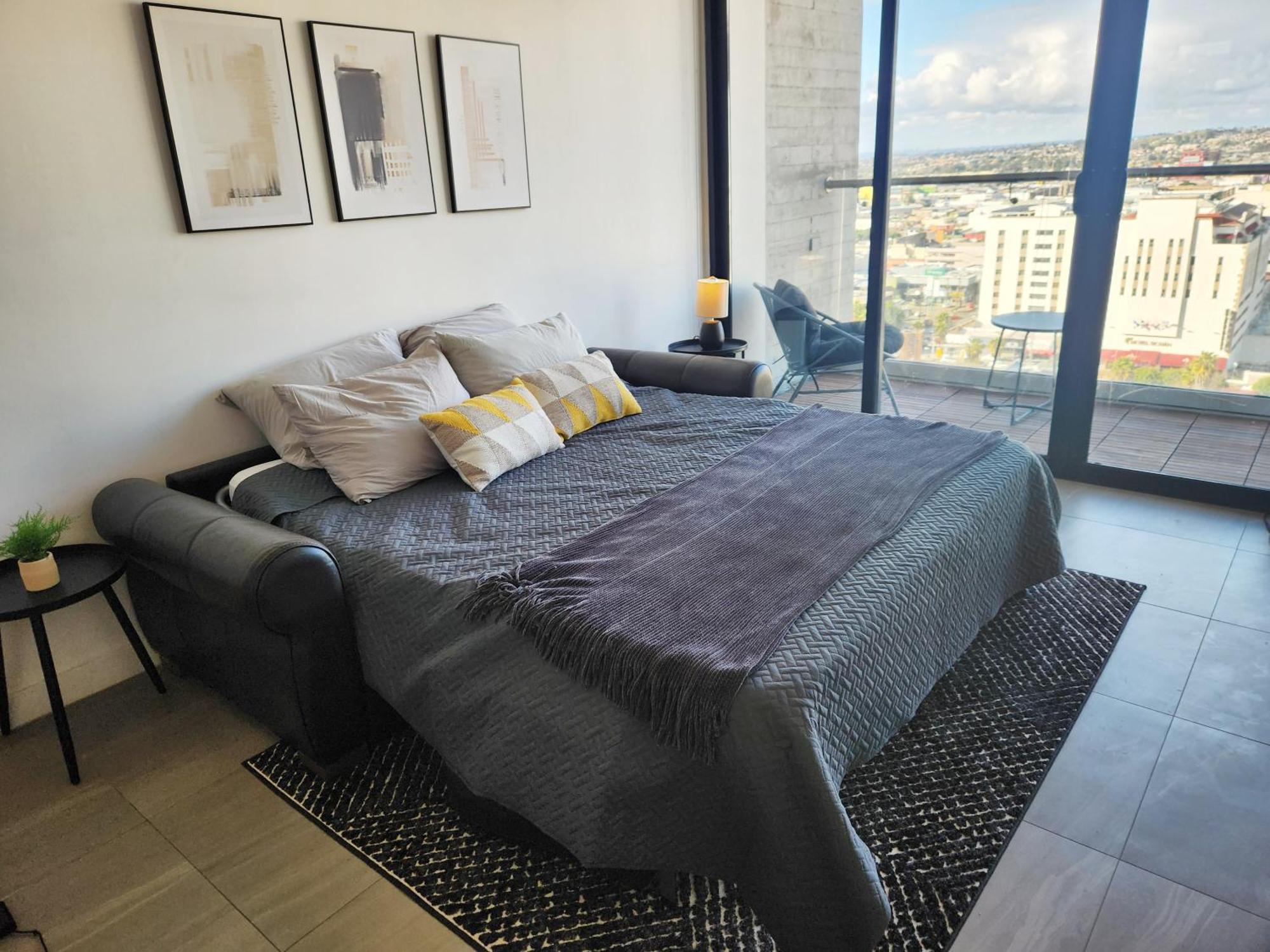 Downtown Apartment With Balcony City View, Gym & Lounge ติฮัวนา ภายนอก รูปภาพ