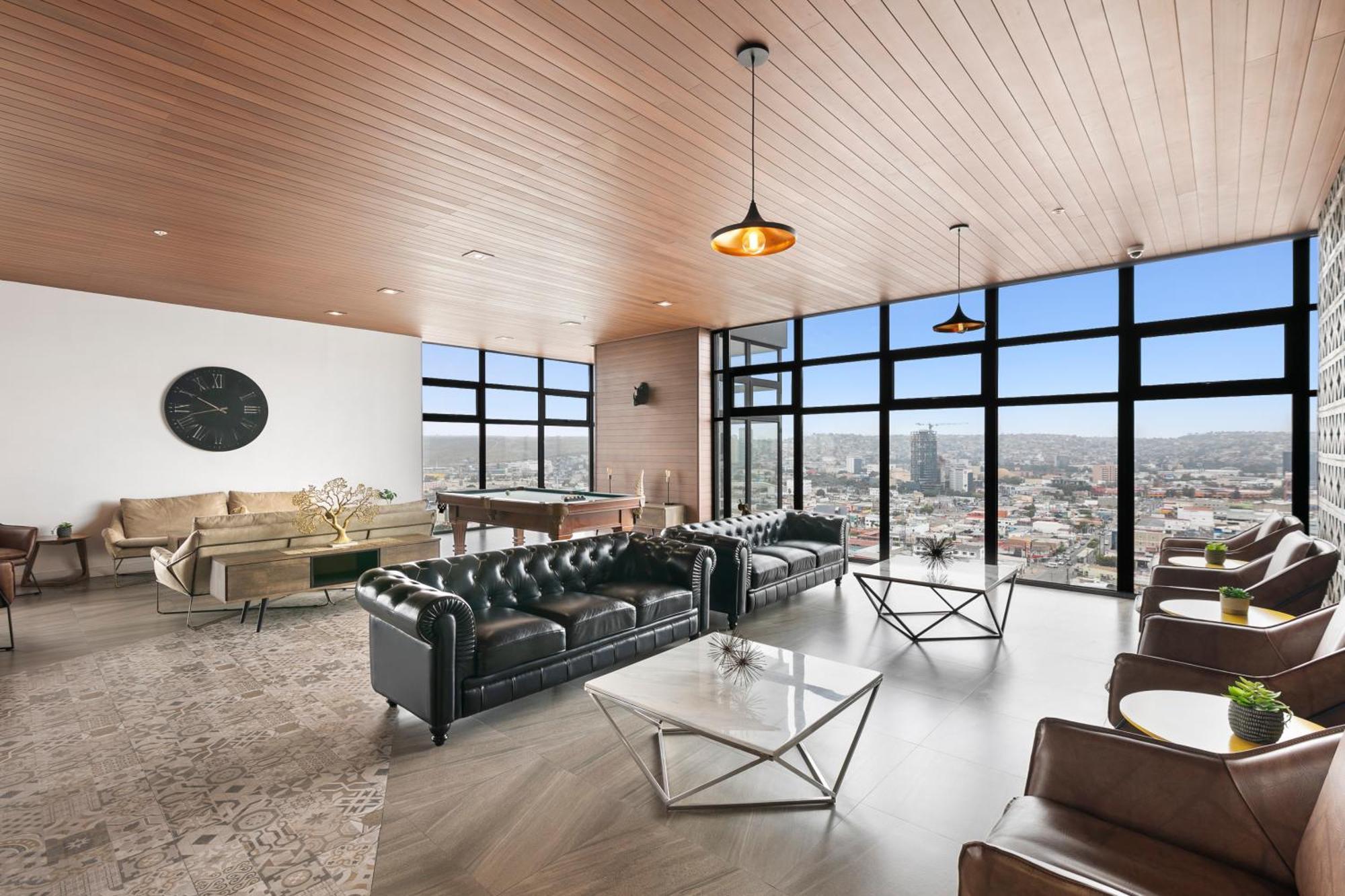 Downtown Apartment With Balcony City View, Gym & Lounge ติฮัวนา ภายนอก รูปภาพ